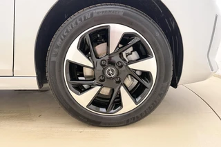 Opel Corsa Electric Long Range GS 51 kWh |  NIEUW | tot 429km WLTP | 100kW snelladen | Stoel- & stuurverwarming | Camera | Apple Carplay/Android Auto / 14