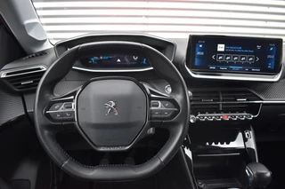 Peugeot 208 1.2 PURETECH ALLURE NAVI + APP CONNECT / ECC / PDC / LED PAKKET / 17