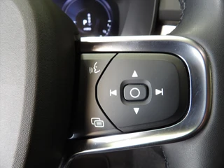 Volvo XC40 T4 Twin Engine 211pk Geartronic Inscription Expression / 21