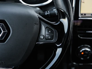 Renault Clio Estate 0.9 TCe Dynamique Navi | Climate control | Cruise control | PDC / 26
