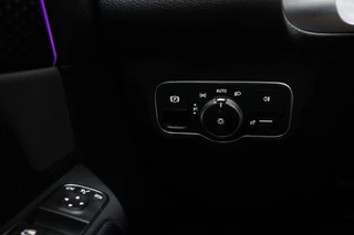Mercedes-Benz EQB 250+ Electric Art 71 kWh | 7 PERSOONS | PANORAMADAK | DAB | APPLE | CAMERA / 35