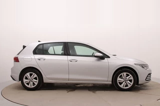 Volkswagen Golf 1.5 eTSI Life Business | Automaat | Adaptive cruise | Stoelverwarming | CarPlay | Camera | Trekhaak / 9
