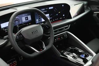 Audi Q5 2.0 TFSI 299pk e-hybrid quattro S edition Trekhaak 360Camera Tech-Pro Leder Memory Stoelverwarming Virtual Cockpit Panoramadak Navigatie S-Line / 4