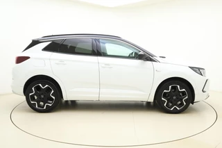 Opel Grandland 1.2 Turbo Ultimate | AGR - Stoelen | Climate & Cruise Control | 19INCH | Elektrische Achterklep | Stoelverwarming | / 10
