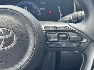 Toyota Yaris 1.5 Hybrid 115 First Edition CLIMA APPLE/ANDROID AD-CRUISE CAMERA BLUETOOTH / 19
