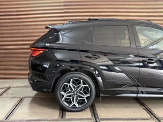 Hyundai Tucson 1.6 T-GDI | N-Line Sky | Pano | Mild-hybride | Winterpakket | 19inch | Adapt cruise | Camera | Bomvol | / 16