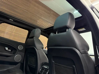 Land Rover Range Rover Evoque 2.0 Si4 HSE Dynamic Panorama | Leder | Camera | LED | Trekhaak | 4WD | Stoelverwarming | NAP | / 24