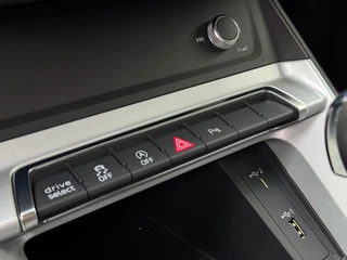 Audi Q3 Sportback 35 TFSI S Edition * Panoramadak * Matrix Led * Camera / 27