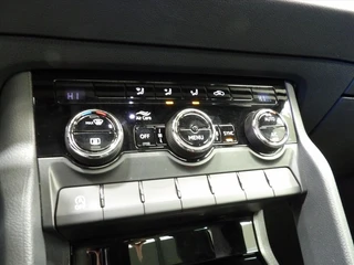 Škoda Karoq 1.5 TSI ACT Greentech 150pk DSG-7 Sportline Business / 29