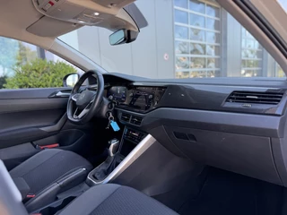 Volkswagen Taigo 1.0 TSI Life Business * Carplay * Stoelverwarming * PDC 2X * NAP / 24