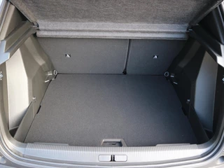 Peugeot 2008 1.2 Hybrid 145 GT Alcantara / Full-Option / ACTIE / 32