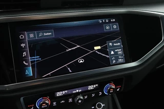 Audi Q3 40 TFSI 190pk quattro edition one Trekhaak Camera Keyless Virtual Cockpit Panoramadak Navigatie S-Line / 25