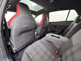 Volkswagen Golf 2.0 TSI GTI 265PK | APPLE CARPL. ADNROID AUTO | ACC | PANORAMA DAK | 360° CAMERA | STOEL/STUUR VERWARMING | / 22