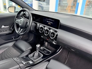 Mercedes-Benz A-Class 160 Advantage I Navigatie I Camera I Cruise contr. I Climate / 22