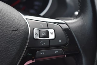 Volkswagen Tiguan 1.4 TSI ACT 150 pk Connected Series  NL-Auto | DAB | Elekt.trekhaak | Carplay | Cruise Control | Climate Control | NAP / 42