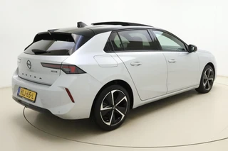 Opel Astra 1.2 Turbo 145pk Hybrid Automaat GS | Panoramadak | Navigatie | Headup display | Adapt. Cruise control | 360 Camera | Stoel- en stuurverwarming | Zwart dak / 2