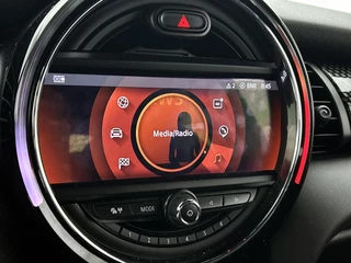 Mini Mini 2.0 John Cooper Works | Camera | Stoelverw. | Navi | Cruise Control | Harman/Kardon / 20
