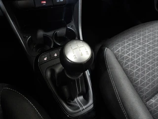 Kia Picanto 1.0 DPi 67pk DynamicLine / 28