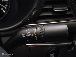 MAZDA 3 2.0 E-SKYACTIV-X M HYBRID 180 COMFORT MET BOSE AUTOMAAT/KEYLESS/LED/CAMERA/STOEL-STUURVERWARMING/HEAD-UP/ADAPTIVE CRUISE / 42