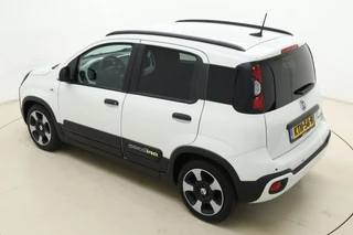 Fiat Panda 1.0 Hybrid Pandina Cross 69pk | Airco | Cruise Control | Lichtmetalen Velgen | Android Auto - Apple Carplay | Parkeersensoren Achter | Dakrails / 5