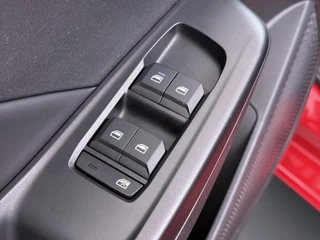 MG MG3 Hybrid+ 1.5 Hybrid+ Luxury ONDERHOUD GEHAD BIJ DEALER, DIRECT LEVERBAAR | 7 JAAR MG FABRIEKS GARANTIE TM 02-2032 | STOEL + STUURVERWARMING | 360 CAMERA | ADAP. CRUISE | DODE HOEK | KEYLESS | APPLE CARPLAY | / 17