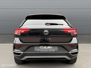 Volkswagen T-Roc 1.5 TSI DSG Active CLIMA*CARPLAY*PDC*STOELVERW / 16