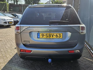 Mitsubishi Outlander 2.0 Instyle AUTOMAAT AIRCO NAVI CAMERA TEL / 5