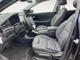 Kia e-Niro DynamicPlusLine 64 kWh | Stoelverwarming | Keyless entry | Schuifdak / 9