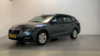 Skoda Octavia Combi 1.0 e-TSI DSG Business Edition Parkeersensoren Navigatie App-Connect DAB+