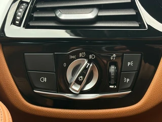 BMW 5-serie Touring 530e Executive M-SPORT - LEER - ACC - STOELVERWARMING / 37