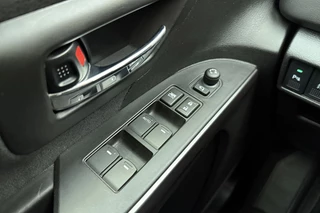 Suzuki S-Cross 1.4 Boosterjet Select Smart Hybrid 120pk | Climate Control | Trekhaak | Apple Carplay Android Auto | Camera | Stoelverwarming | Cruise Control / 19