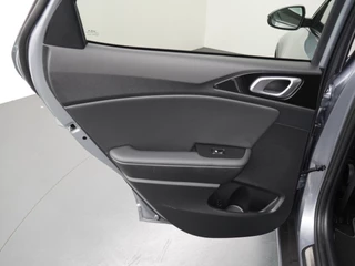 Kia XCeed 1.5 T-GDi GT-Line  - Navigatie - Stoel-/stuurverwarming - Cruise Control - Climate Control - Fabrieksgarantie tot 08-2031 / 34