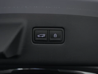 Hyundai Santa Fe 1.6 T-GDI PHEV BlackLine 6persoons | Private lease 1.249 p.m. / 19