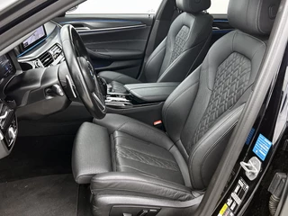 BMW 5-serie 545e xDrive High Executive M Sport | Dakraam | Camera | Autopilot | Stoel-/Stuurverwarming | CarPlay / 14