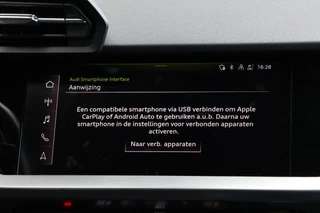 Audi A3 Sportback 35 TFSI S edition 150PK Nieuw model App-connect Trekhaak Navigatie PDC / 22