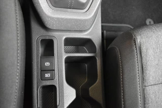 KIA Stonic 1.0 T-GDi MHEV 100pk DCT7 DynamicPlusLine / 29