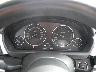 BMW 4-serie Gran Coupé 428i High Executive M Pakket | Licht interieur |  Elektrische achterklep | Elektrisch verst.bare best.stoel | Stoelverwarming | Navigatie | Climate control | 18inch velgen / 23
