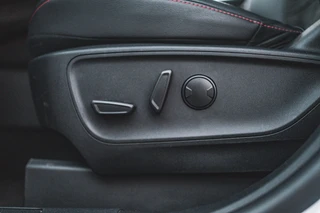 Ford Kuga 2.5 PHEV ST-Line X / 31