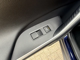 Suzuki Across 2.5 Plug-in Hybrid Style  | LED | Leder | Adaptive Cruise | Apple/Android | Stuurverwarming | Voor en achterbank verwarming | Camera / 70
