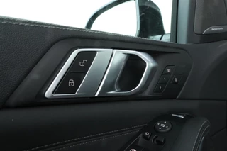 BMW X5 xDrive45e High Executive  Individual Leder, Apple carplay, Head up, Trekhaak / 23