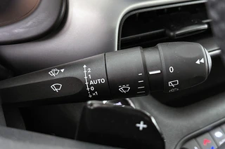 Jeep Avenger 1.2 e-Hybrid Altitude JBL Keyless Elektrische Achterklep / 33
