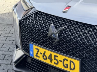 DS DS 3 1.2 PureTech Performance Line  Navigatie / keyless / Camera 360 / 50