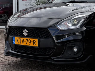 Suzuki Swift 1.4 Sport Smart Hybrid | Camera | Stoelverwarming | Climate control | Navigatie / 7
