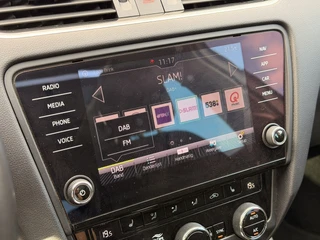 Skoda Octavia Combi 1.8 TSI 4x4 DSG Pano Trekhaak CarPlay Elektrische achterklep / 28