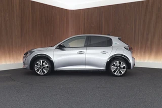 Peugeot e-208 EV GT 136pk 50 kWh SOH 91% Camera Navigatie Virtual Cockpit / 7