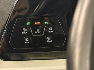 Volkswagen Golf 1.5 TSI Style | Pano | Navi | Winterpakket | ACC | Virtual Cockpit | PDC ( Vestiging - Nieuwegein ) / 13