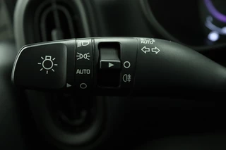 Kia Picanto 1.0 DPI DynamicLine  Airco - Apple Carplay/Android Auto - Cruise Control - Navigatie - Achteruitrijcamera - Fabrieksgarantie tot 02-2032 / 22