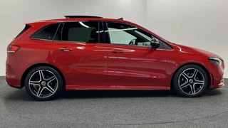 Mercedes B-klasse 180 Business Solution AMG|WideScreen|Carplay|Pano|Carplay|Trekhaak| / 12