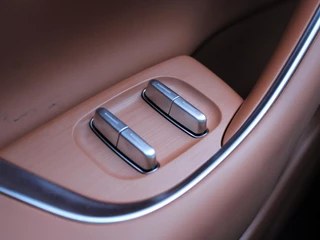 Leapmotor C10 REEV Design 28.4 kWh 215PK Automaat incl. Trekhaak, Navigatie, Camera 360, Lichtmetalen velgen, Elektrische Achterklep, Kunstlederen bekleding, Stoel Verwarming & Ventilatie / 14