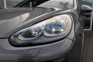 Porsche Cayenne 3.6 GTS|Panoramadak|Bose|Sportchrono|Navi|Camera|Stoelverwarming Voor/Achter|Verwarmd Stuurwiel|Elek. Stoelen|LED| / 14